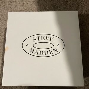 Steve Madden Phoebe Boots Sz 9